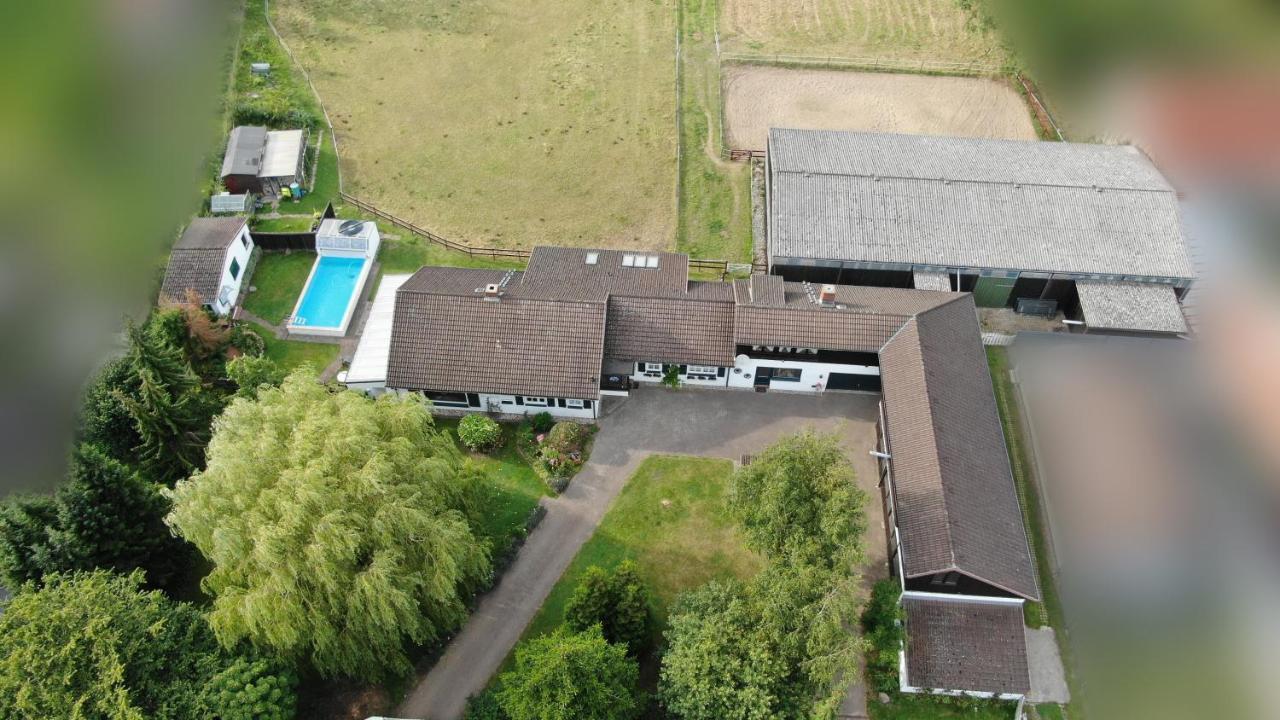 Landhaus Hideaway Mit Aussenpool, Sauna Und Kamin Bosau Екстериор снимка